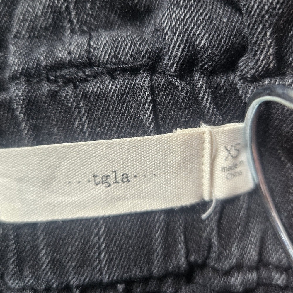 Tgla Paperbag Shorts With Tie Belt Xs - Picture 2 of 2